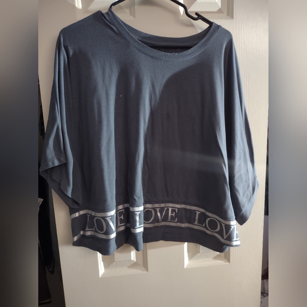 Baggy gray shirt